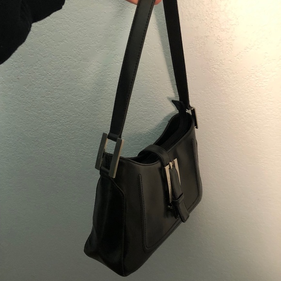 Black Hard Leather Guess Handbag Purse (gently used) - Picture 2 of 7